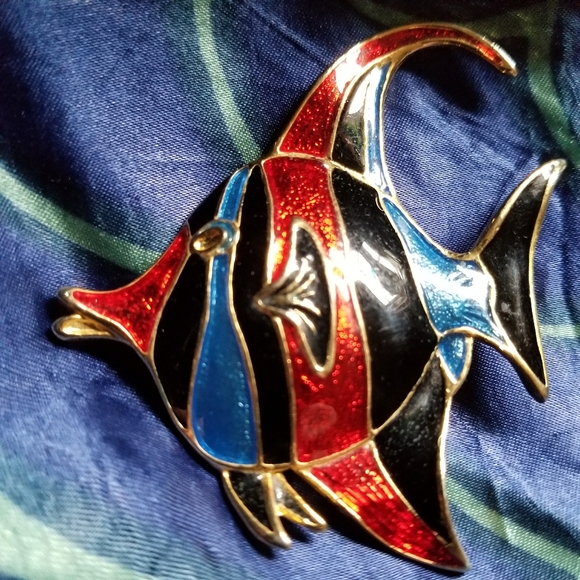 Relisted -Angel fish enamel brooch pin red blue black gold - Picture 3 of 8